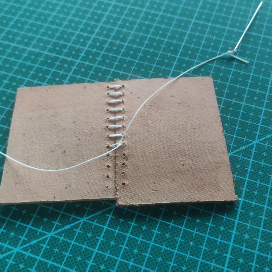 图片[7]-皮革十字缝线法 打造坚固的十字装饰缝线-DIY手工帖子圈子-皮具教程-皮圈圈手工皮具图纸